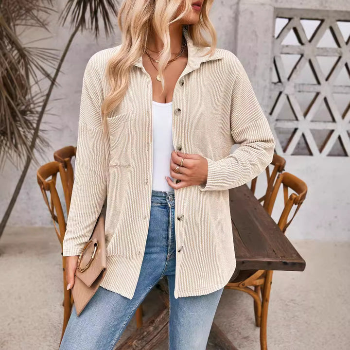 Knitted jacket for women with structured material and comfortable pockets Lune London