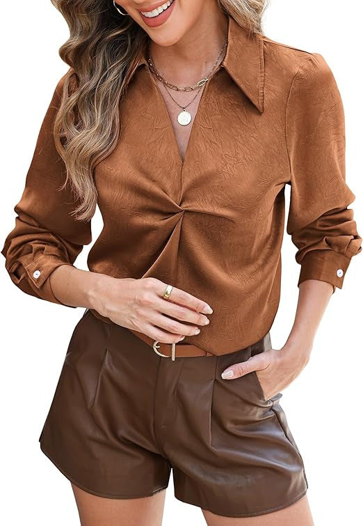 Chemisier élégant pour femmes avec des manches fermées et détail tourné Chic & Stil