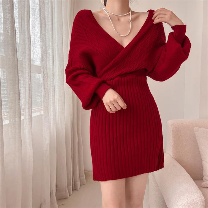 Ladies Elegant knitted dress with V-neck and textured top Lune London