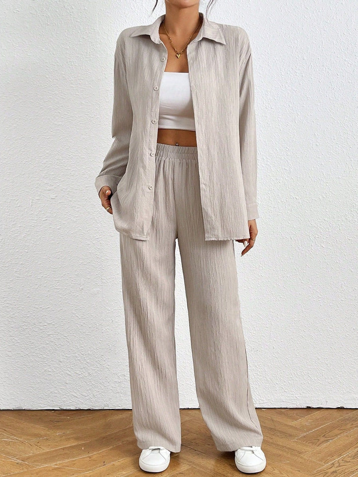 Ladies Lightweight and Airy Two-Piece Set with Structured Design Lune London