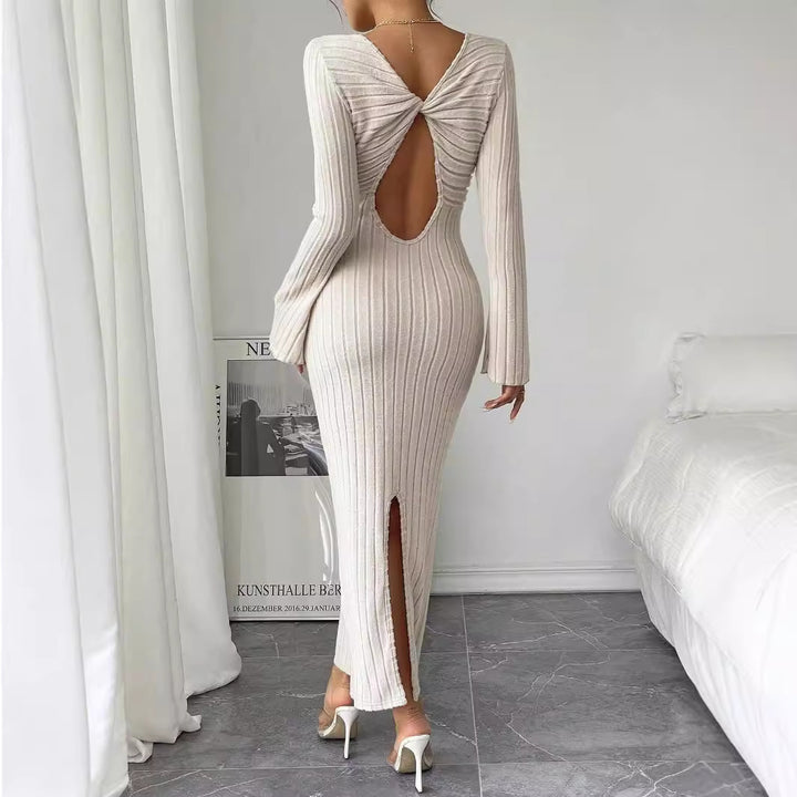 Robe tricot à manches longues pour femmes avec silhouette ajustée et décolleté rond élégant Chic & Stil