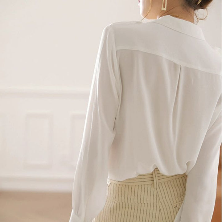 Blouse élégante pour femmes avec poches poitrine pratiques