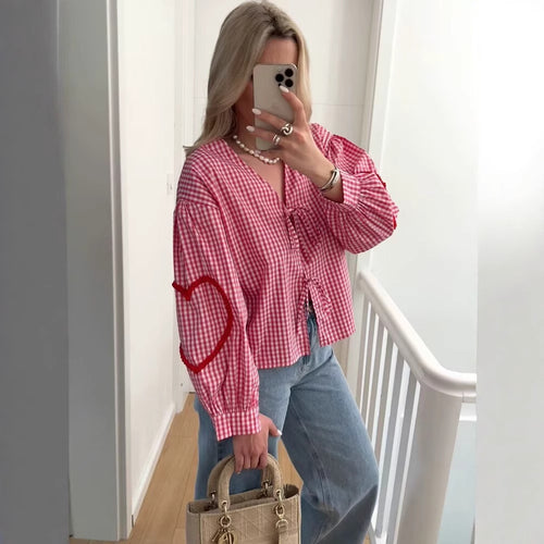 Shirt for women with puffy sleeves and a modern checkered design Amarae
