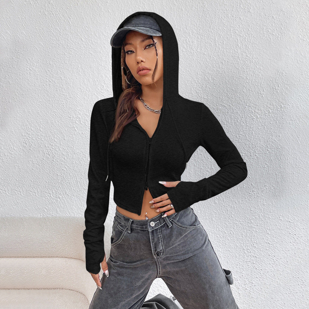Sweat à capuche cropped pour femmes avec capuche élégante et fermeture éclair Chic & Stil