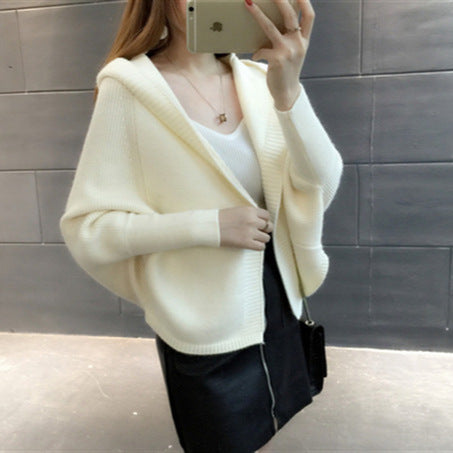 Ladies Beautiful knitted cardigan with hood Lune London