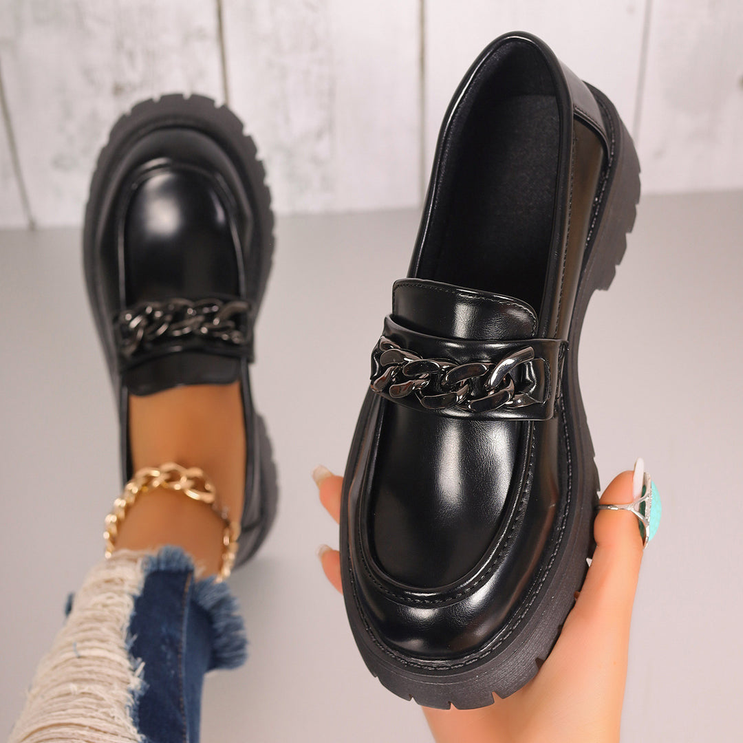 Ladies Chunky Loafers with chain application and robust profile Lune London
