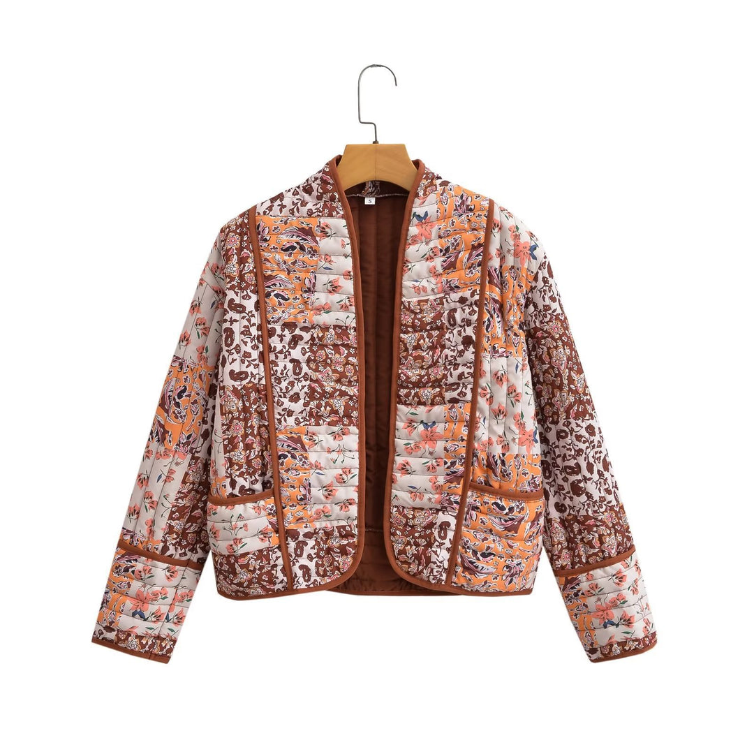 Veste blazer matelassée pour femme avec motif floral et contour élégant Chic & Stil