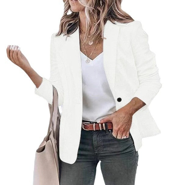 Blazer jacket for women with an elegant design and versatile styling options Lune London