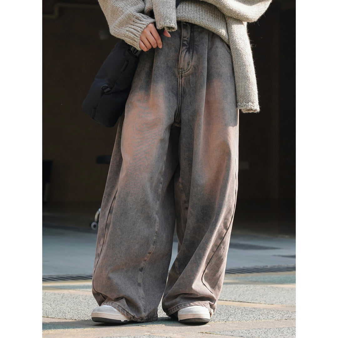 Women's Extra Wide Baggy Jeans in Balloon Cut with Vintage Wash Amarae