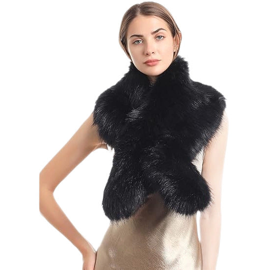 Ladies luxurious faux fur stole in loop design with voluminous shawl collar Amarae