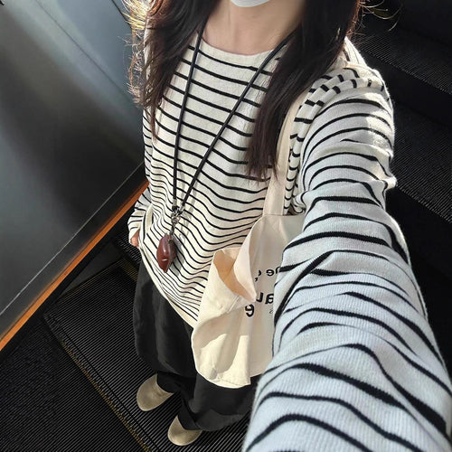 Women's casual long sleeve shirt with wide stripes Chic & Stil