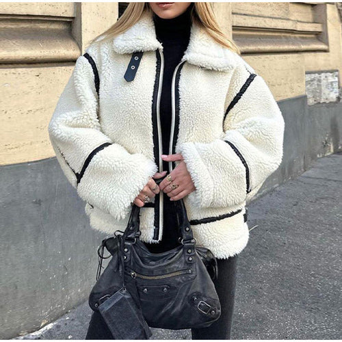 Comfortable teddy fleece jacket for women with elegant collar Amarae