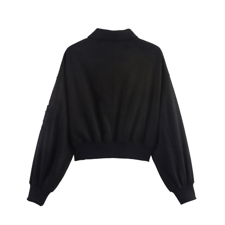 Ladies short trendy transition jacket with large pockets and zipper Lune London