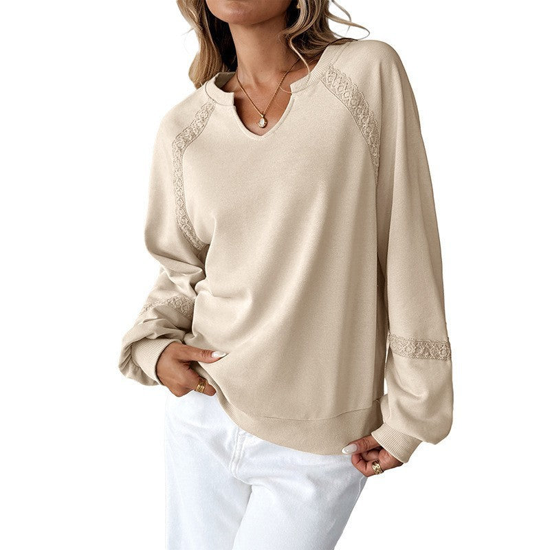 Women's sweatshirt with lace inserts, V-neck and balloon sleeves Amarae