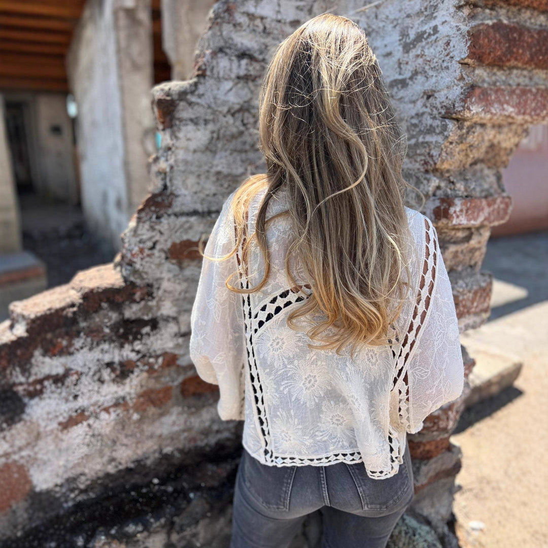 Dames joli cardigan en dentelle avec motif floral et manches aérées Chic & Stil