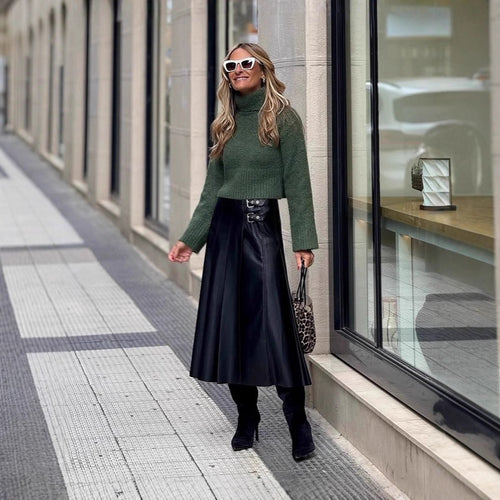 Trendy women's sweater with turtleneck and soft material Amarae