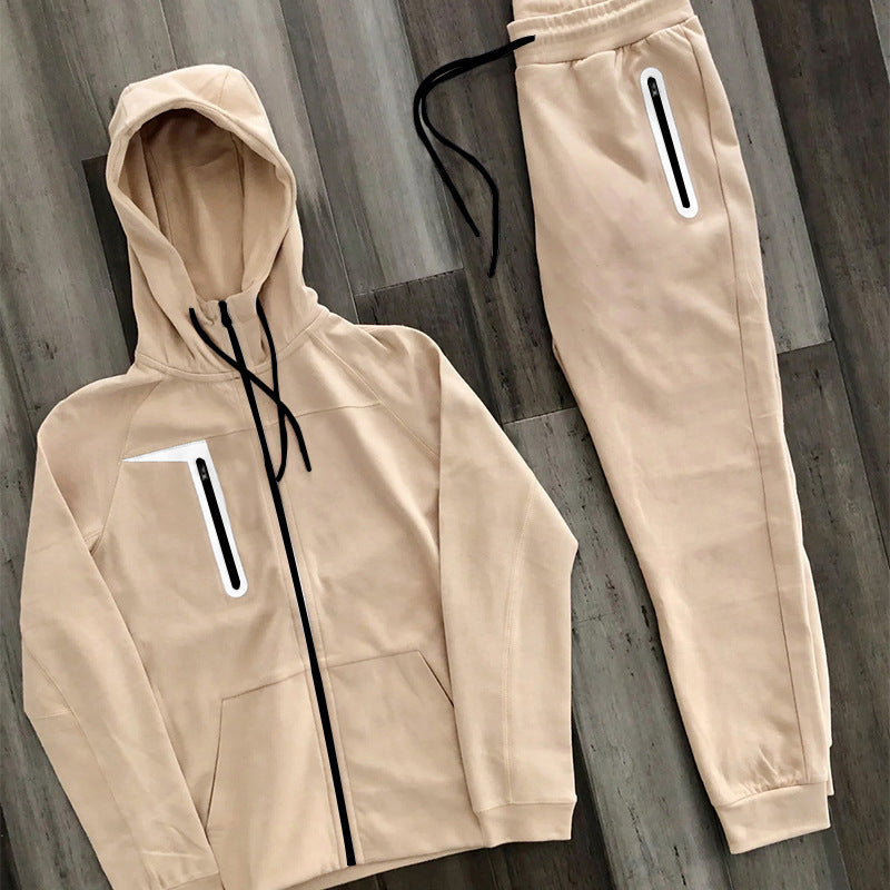 Complete sports outfit for men with hood and zippered pockets Lune London
