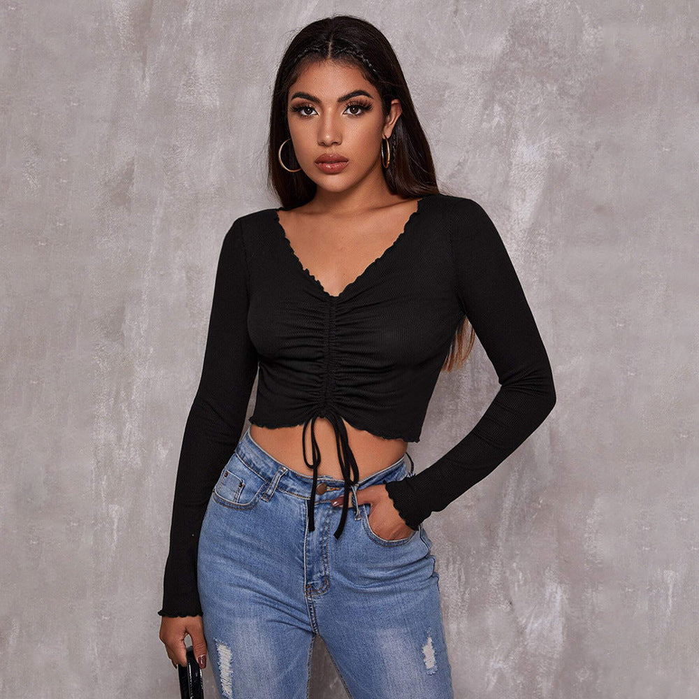 Top court pour femmes avec lacets et détails de volants élégants Chic & Stil
