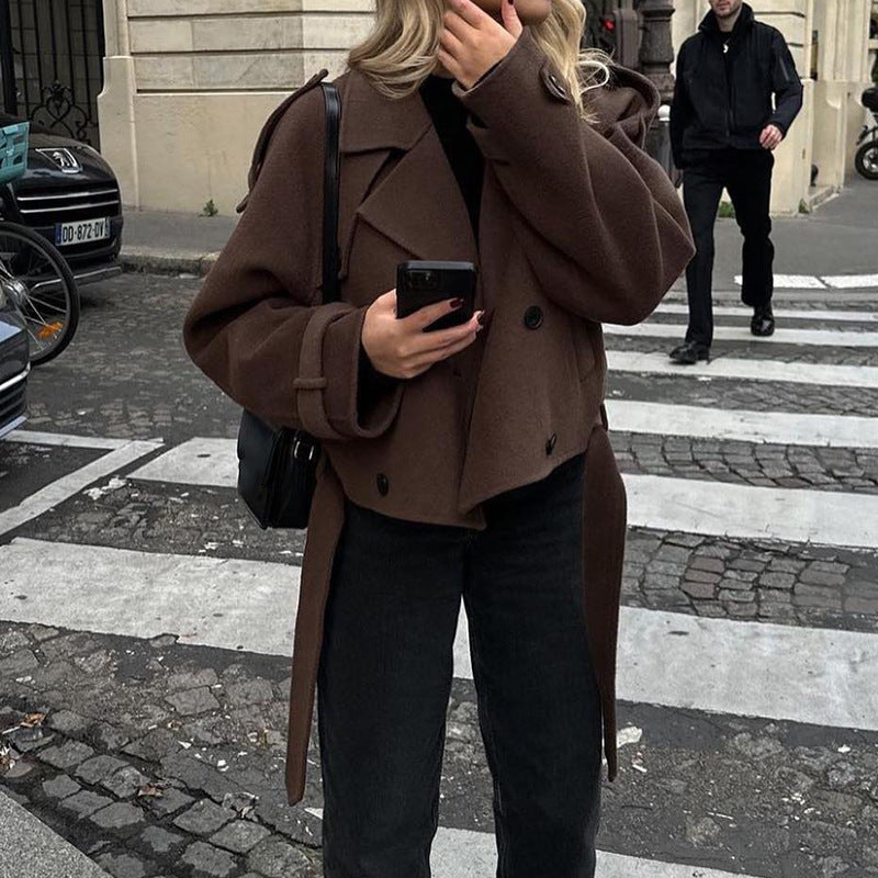 Cropped wool coat for women with double-breasted Amarae