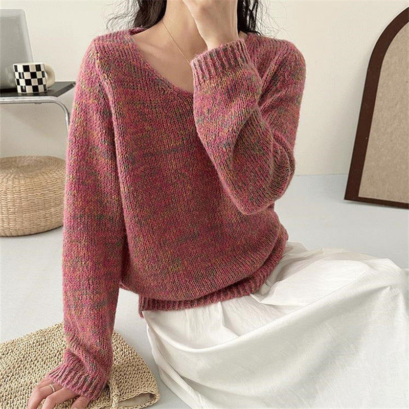 Lightweight knit sweater for women with V-neck and voluminous sleeves Lune London