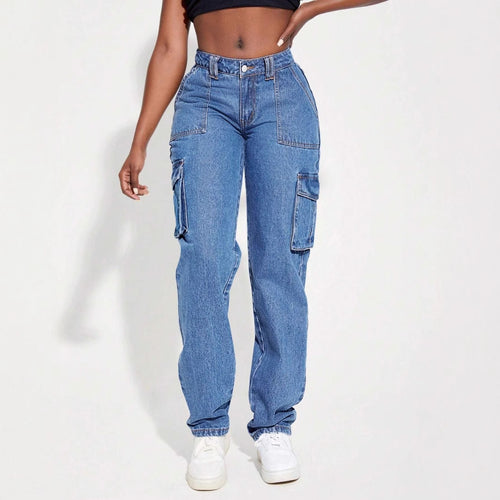 Women's cargo jeans with elastic waistband and innovative design