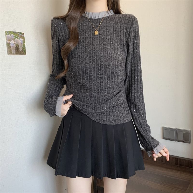 Pull fin tricot élégant pour femmes avec col décoratif Chic & Stil