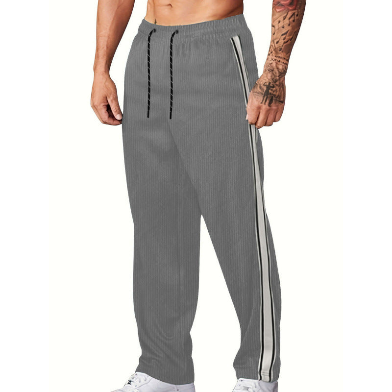 Lune London sporty leisure pants for men with side stripes