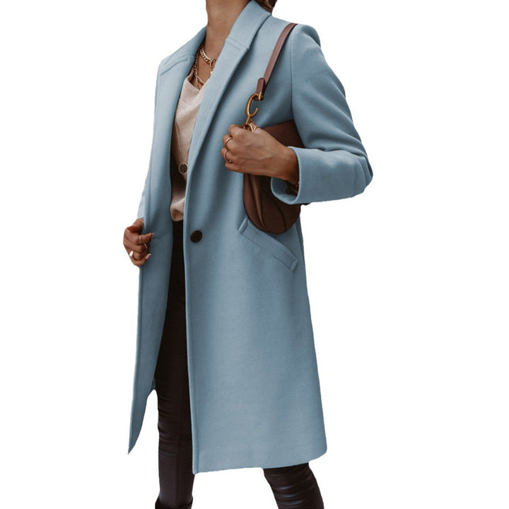 Elegant wool coat for women with classic lapel and deep side pockets Lune London