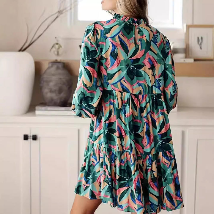 Aerial retro dress for women with voluminous sleeves and wide pleats Lune London