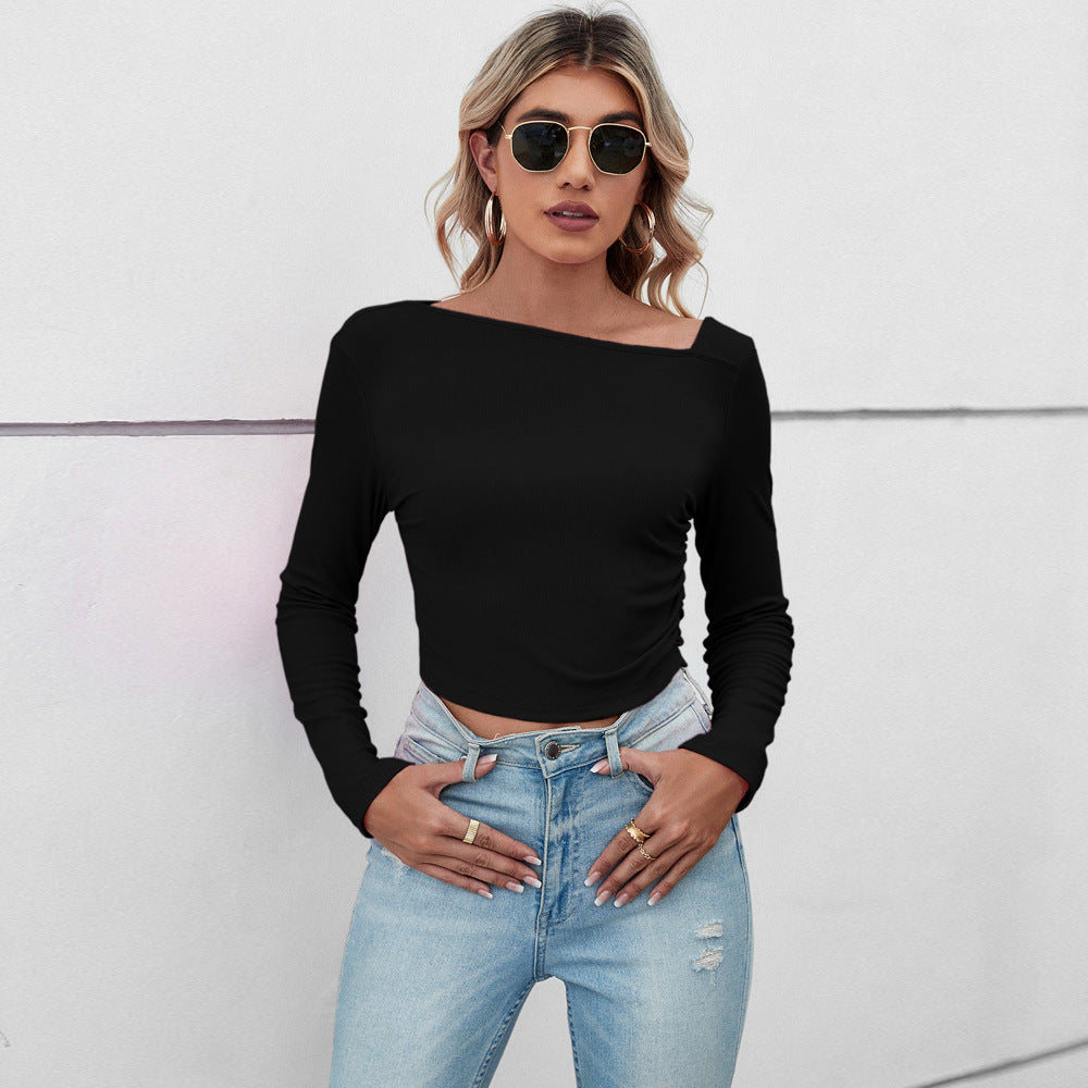 Femme crop top avec un design élégant et des détails de volants raffinés Chic & Stil