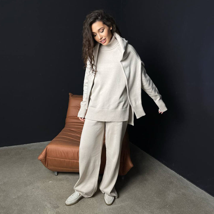 Costume Tricot Élégant Femme avec Col Haut et Jambe Large Chic & Stil