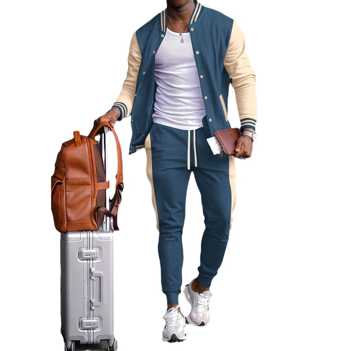 Casual sporty outfit for men with aviator jacket and jogger pants Lune London