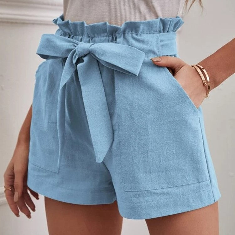 Fitted women's shorts with tie and practical pockets Lune London