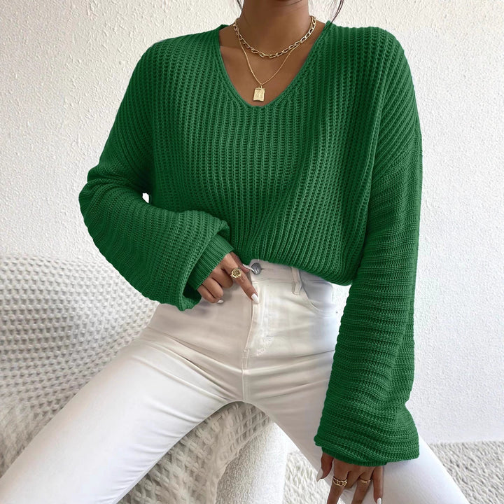 Pull en tricot aérien pour femmes avec col V large et manches longues Chic & Stil