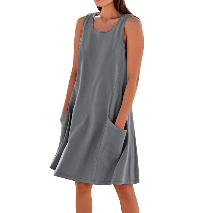 Women's Casual Sleeveless Dress with Double Pockets Lune London