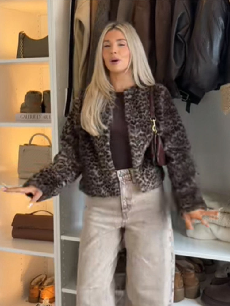 Women Short Cut Faux Fur Blouson with Leopard Print and Boxy Silhouette Amarae