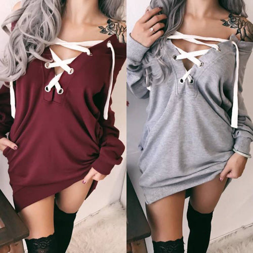 Sweat à capuche surdimensionné pour femmes avec design de lacet ludique Chic & Stil