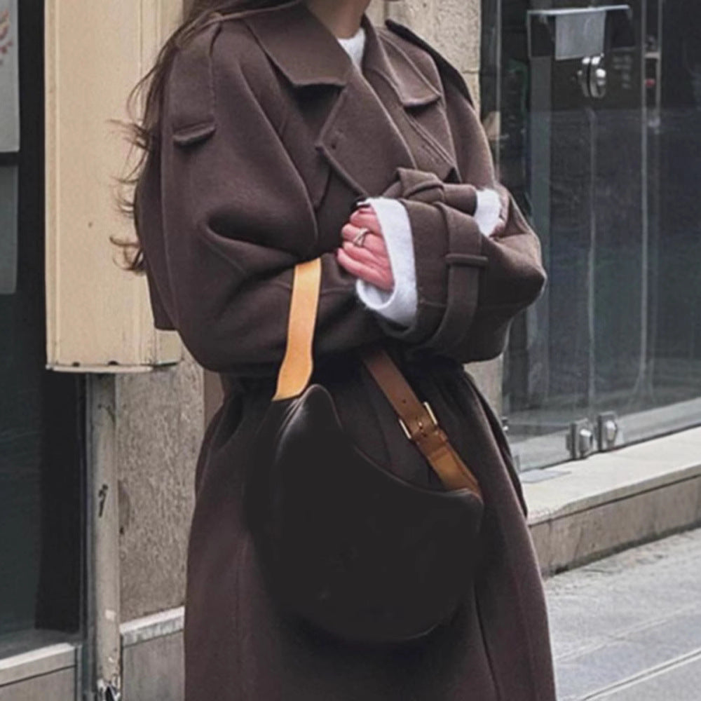Timeless trench coat for women in high-quality material with tied belt Lune London