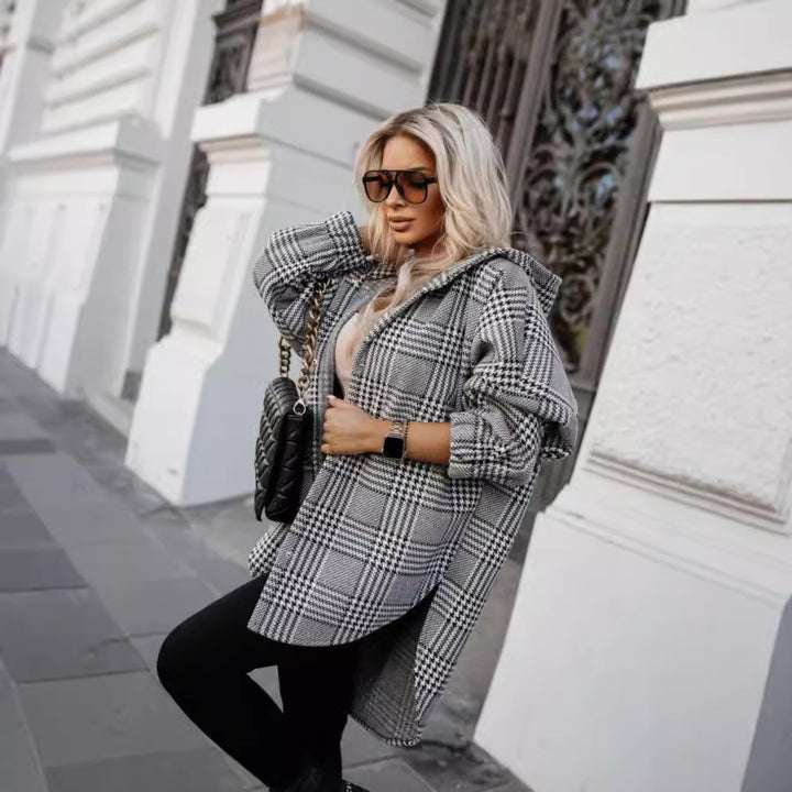 Oversized plaid shirt women with hood Lune London