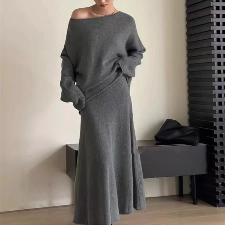 Robe tricot femme à épaules dénudées en style décontracté avec coupe fluide Chic & Stil