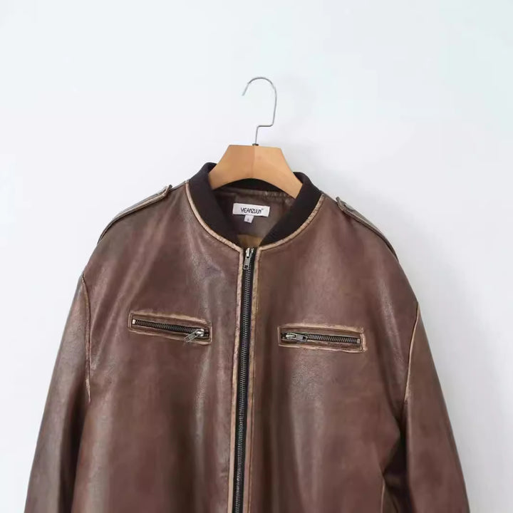 Trendy faux leather jacket for women with zipper and flap pockets Lune London