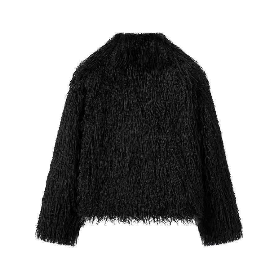 Veste en peluche confortable pour femmes avec coupe moderne et matériau doux