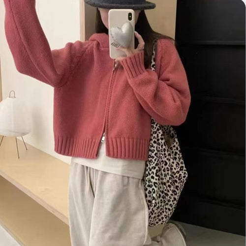 Gilet à capuche confortable pour femmes avec fermeture éclair et grandes poches Chic & Stil