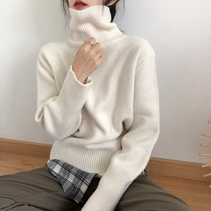 Pull à col roulé confortable pour femmes en fine maille Chic & Stil