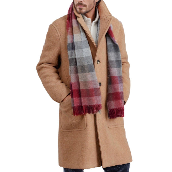 Elegant and warmer winter coat for men with a double-breasted button row and practical pockets Lune London