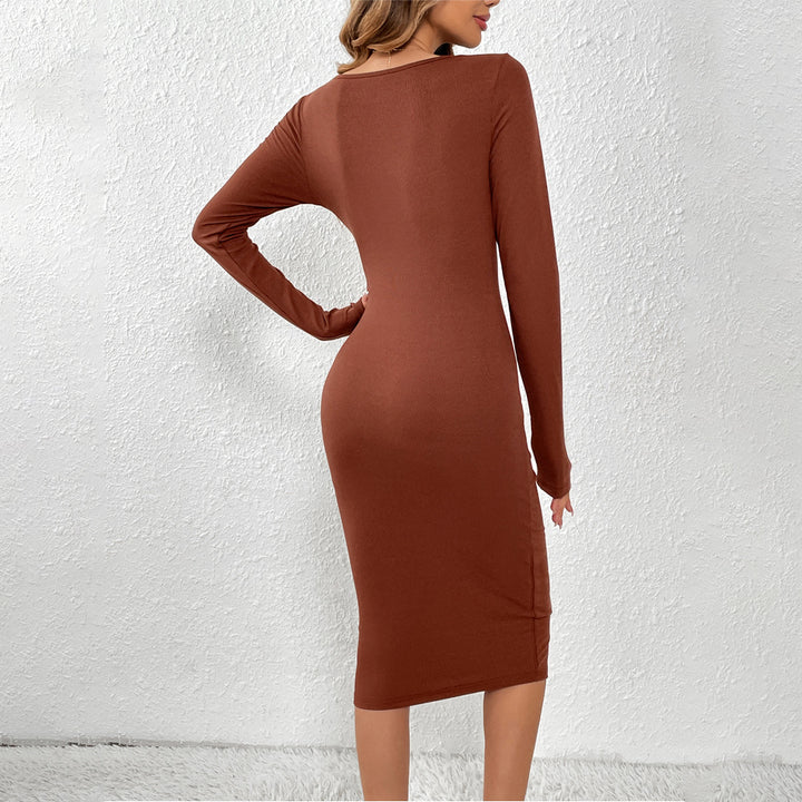 Robe midi ajustée pour femme avec des découpes et des manches longues Chic & Stil