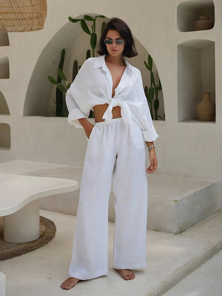 Comfortable linen loungewear set for women with wide sleeves and flowy pants Lune London