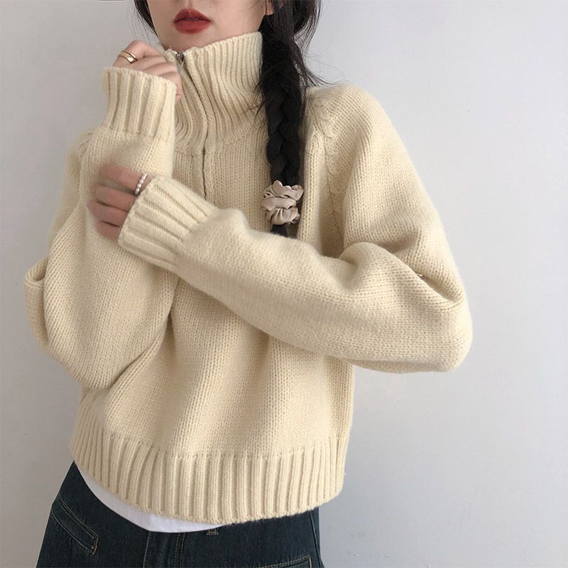 Pull à col montant élégant pour femmes en maille de haute qualité Chic & Stil