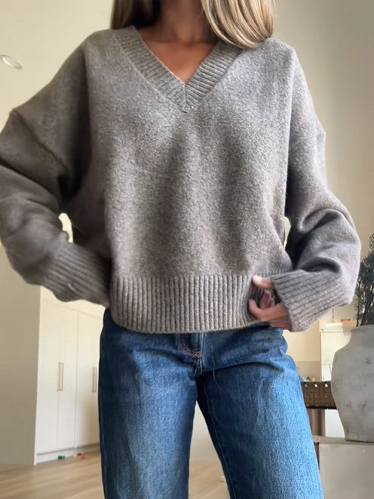 Women Oversized V-Neck Knit Sweater with Ribbed Hem Amarae