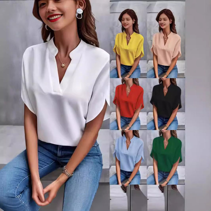 Women's blouse with a relaxed fit and elegant details Lune London